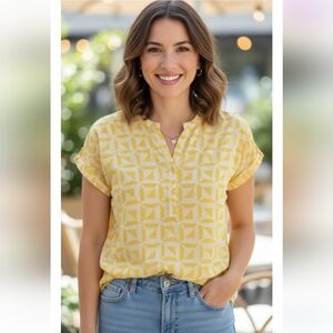 Carolina Belle Yellow Geometric Print Tunic Blouse  Size L